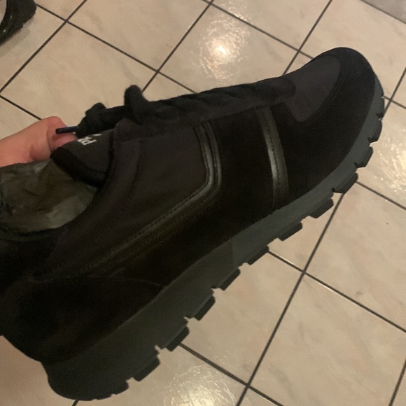 Prada sneaker - Picture 4 of 10